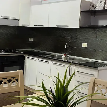 Geri Lungomare Apartment *