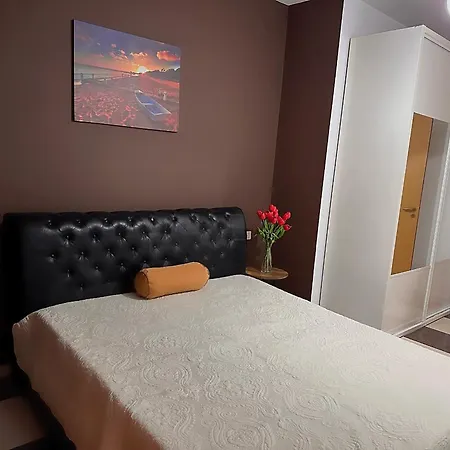 Geri Lungomare Apartment Vlore