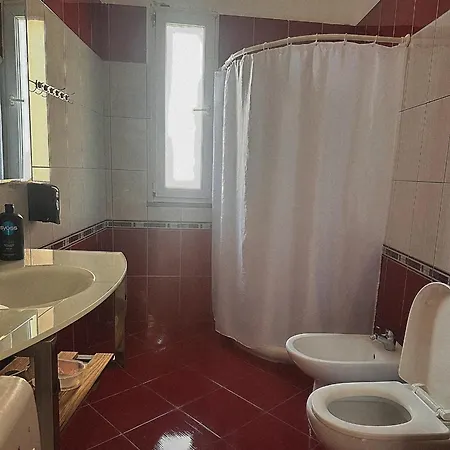 Geri Lungomare Apartment